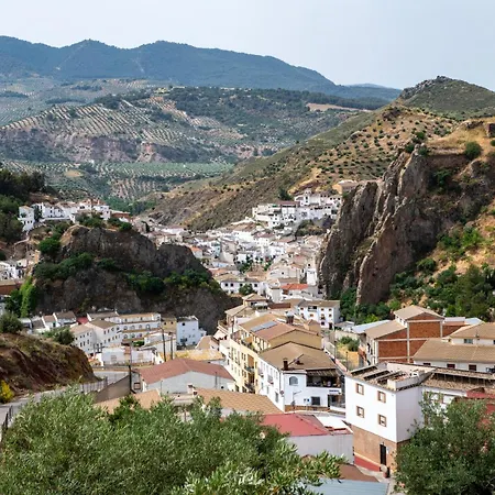 Turistico Loma Alta 度假居 *